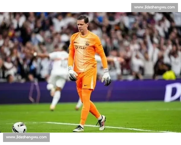 伯纳乌惊魂夜！什琴斯尼扑碎姆巴佩点球神话